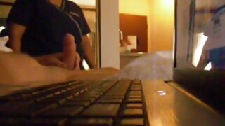 Casey Calvert kapalı bir oral seks porno izle kanlı kızlık bozma gösterir